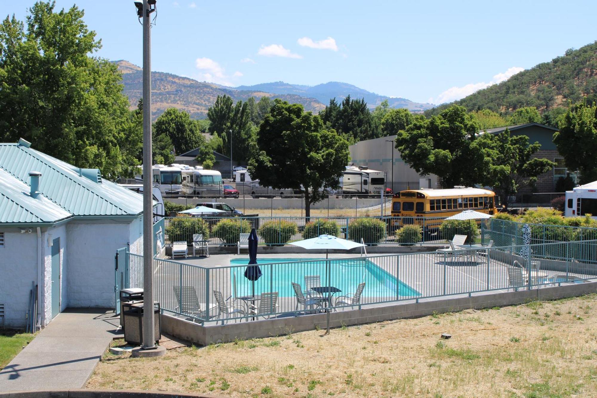 Americas Best Value Inn - Phoenix / Ashland Eksteriør bilde