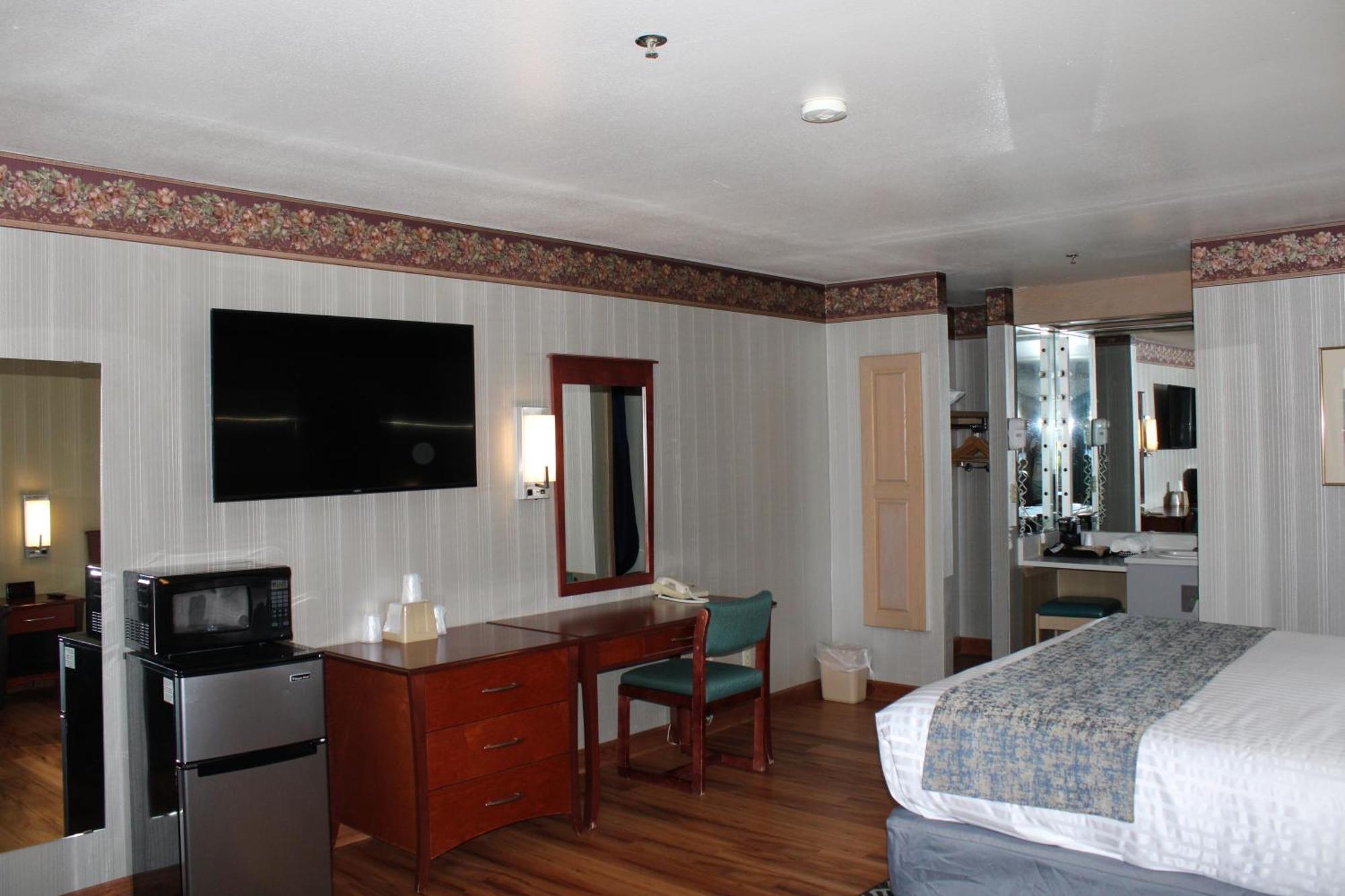 Americas Best Value Inn Phoenix Medford Eksteriør bilde